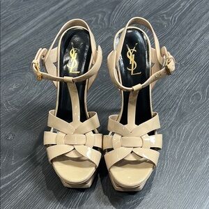 Saint Laurent Tribute Beige Patent Leather Sandals